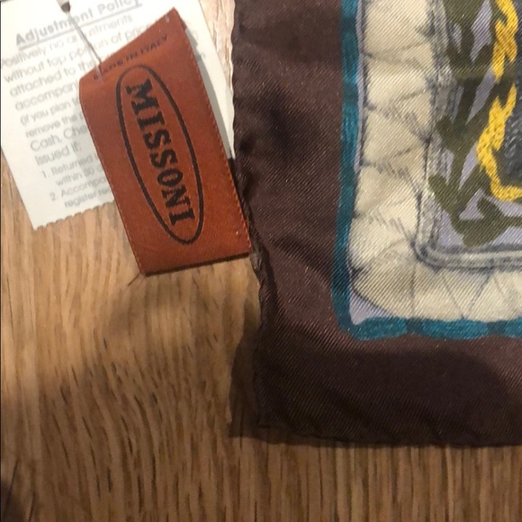 Missoni 100% silk scarf Made in Italy
